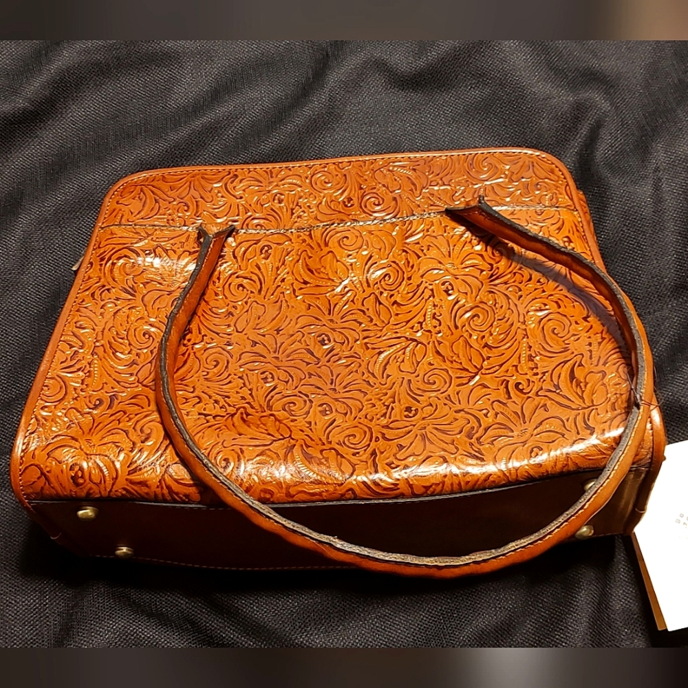 NWT  Patricia Nash Paris Large Satchel - *RARE* Tooled Rose -Color Florence